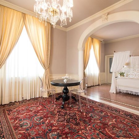 Villa Le Magnolie مونتيكاتيني تيرمي المظهر الخارجي الصورة