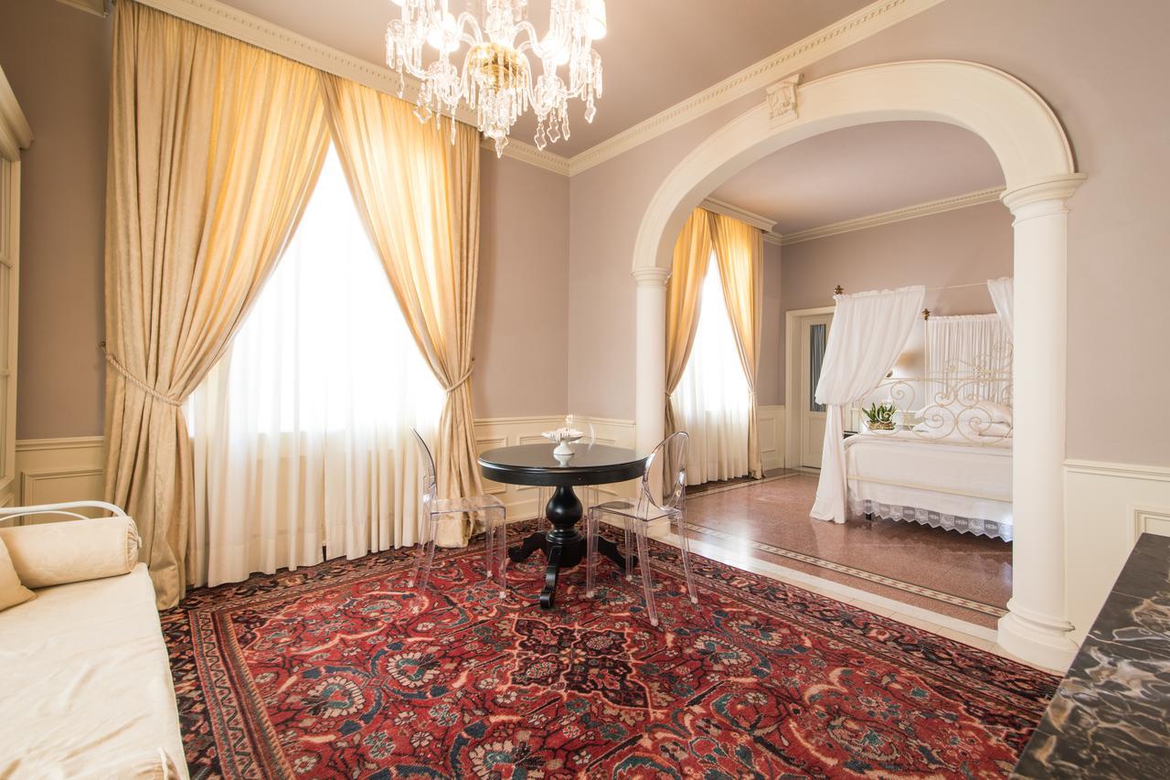 Villa Le Magnolie مونتيكاتيني تيرمي المظهر الخارجي الصورة
