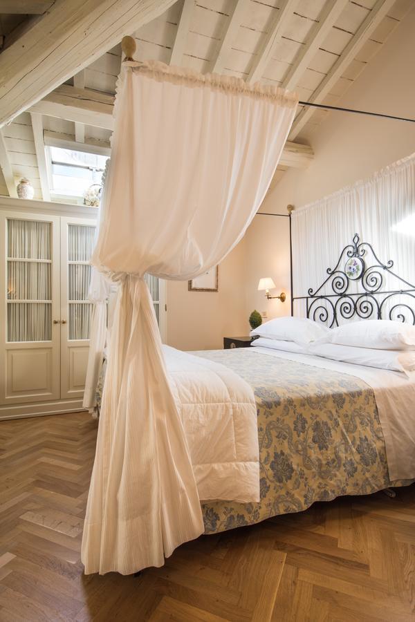 Villa Le Magnolie مونتيكاتيني تيرمي المظهر الخارجي الصورة